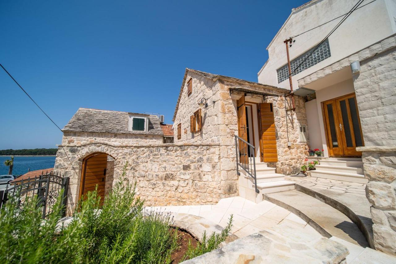 Apartments Mediteraneo Rogoznica 로고즈니차 외부 사진