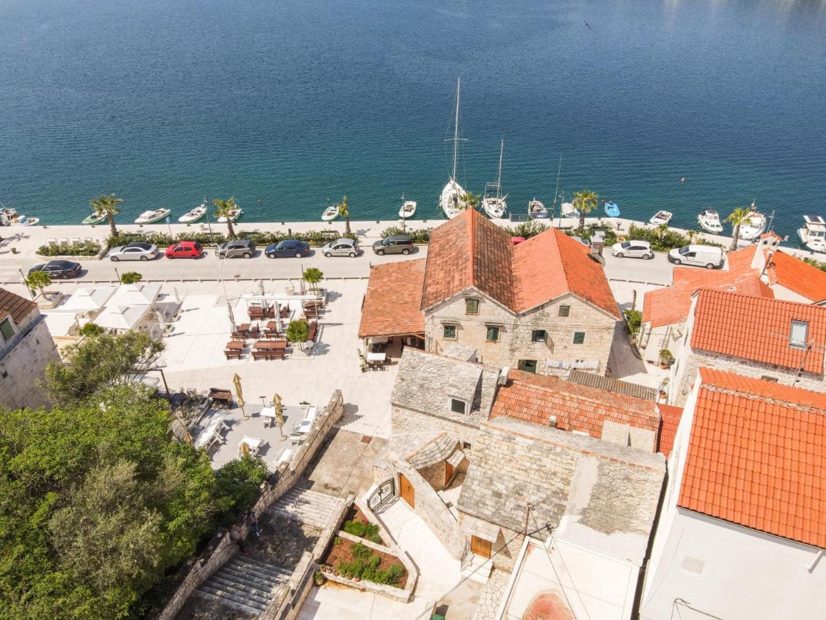 Apartments Mediteraneo Rogoznica 로고즈니차 외부 사진