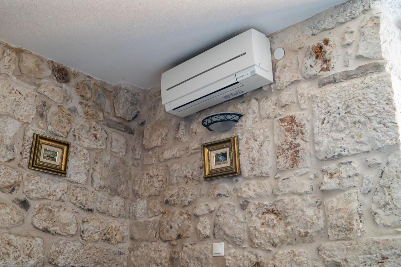 Apartments Mediteraneo Rogoznica 로고즈니차 외부 사진