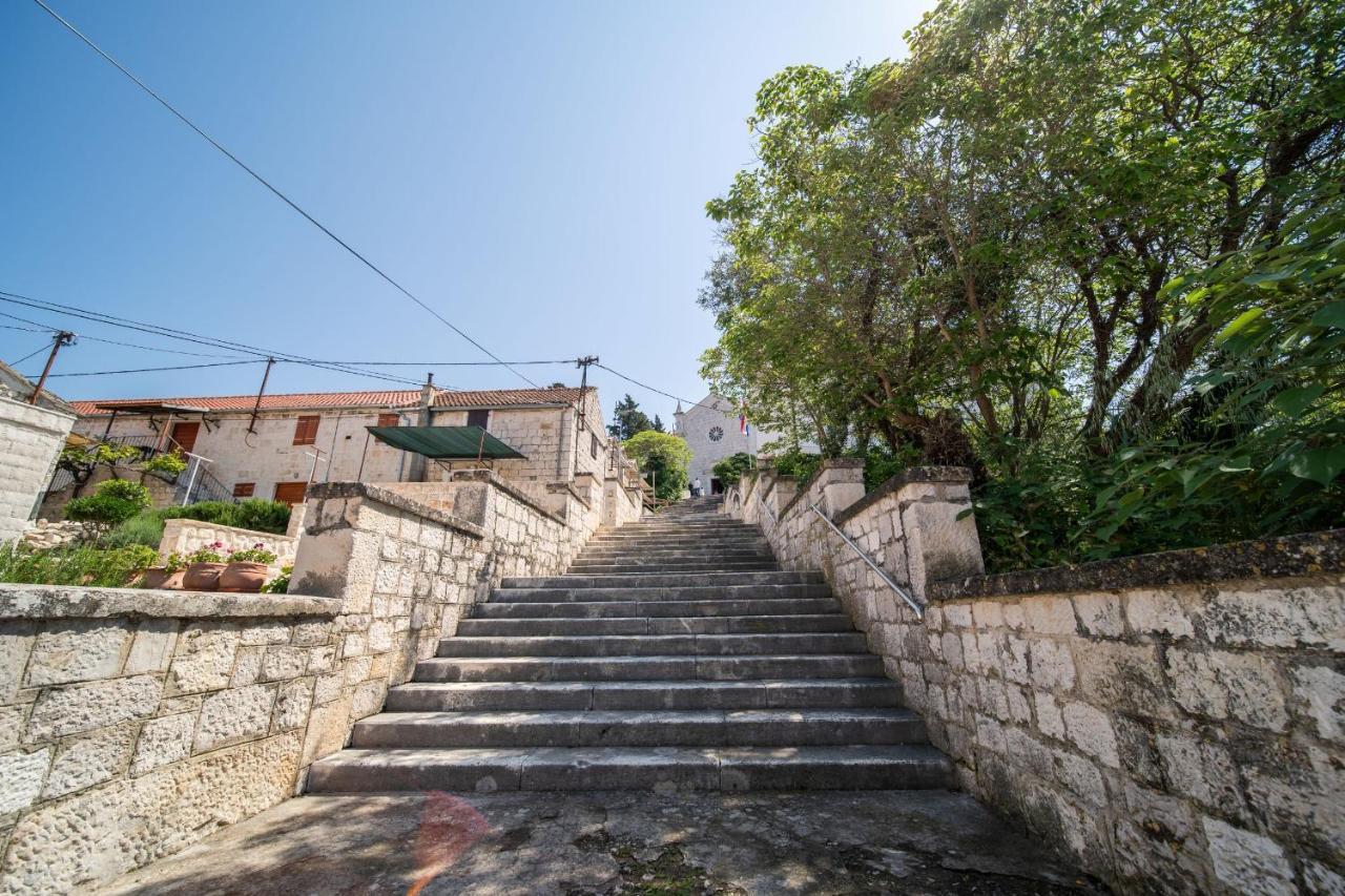 Apartments Mediteraneo Rogoznica 로고즈니차 외부 사진