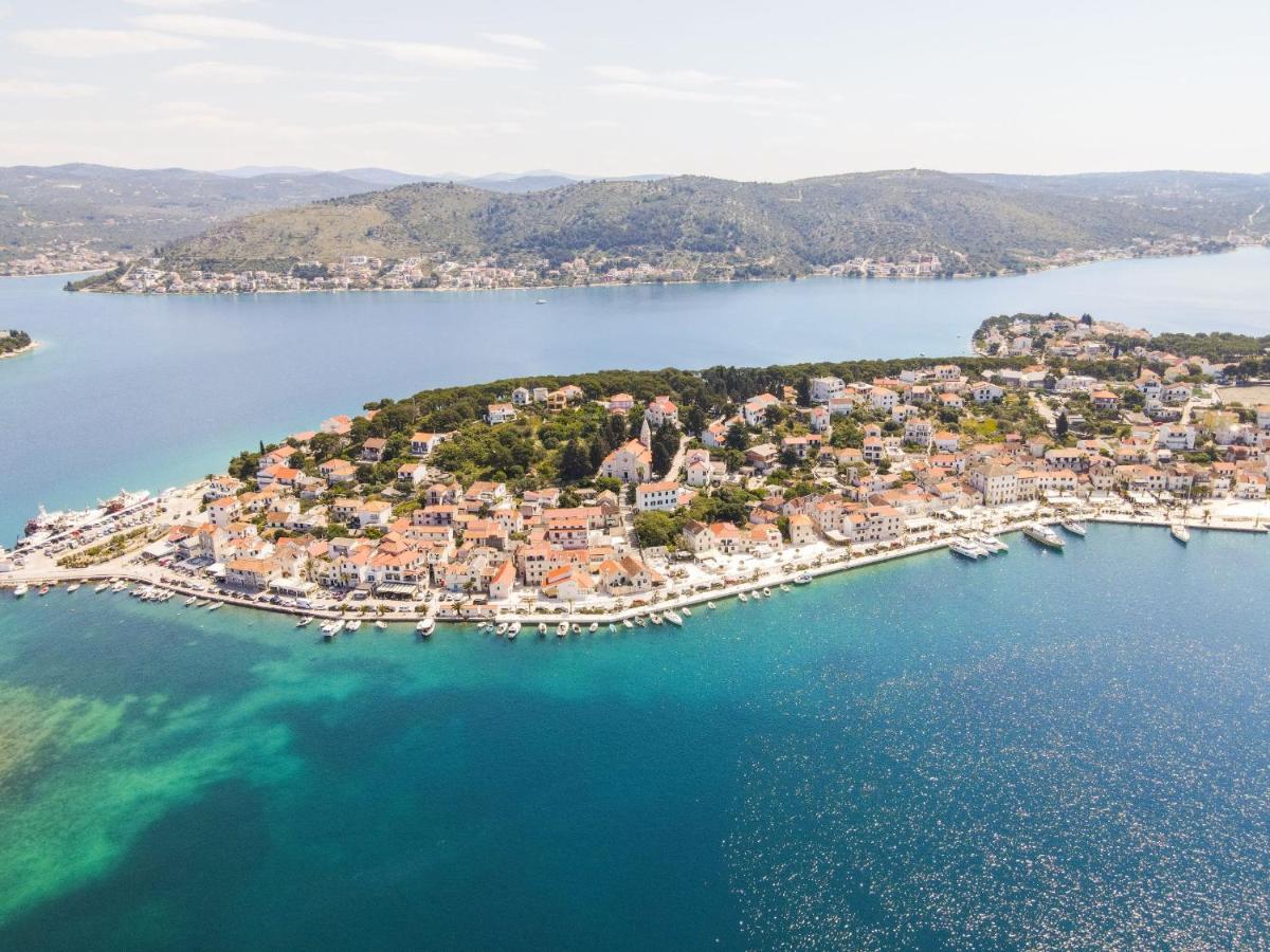 Apartments Mediteraneo Rogoznica 로고즈니차 외부 사진