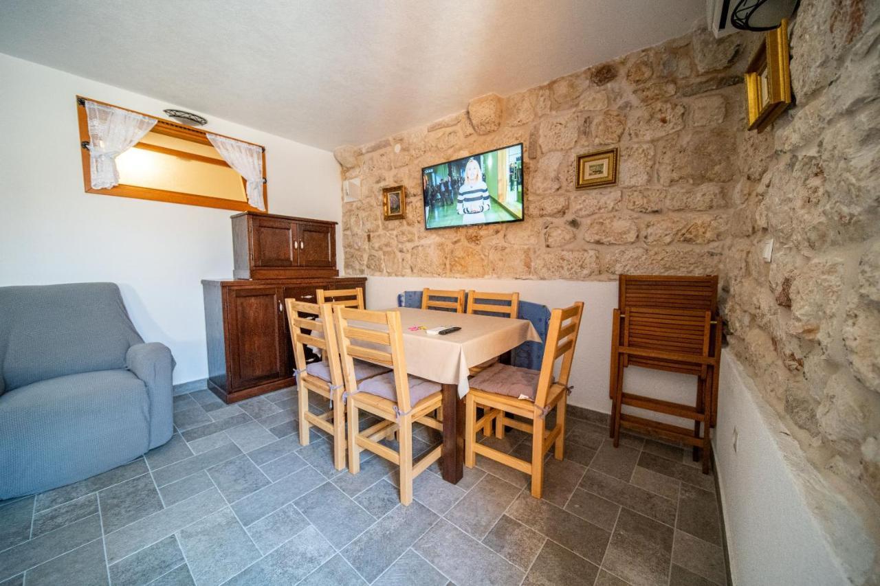 Apartments Mediteraneo Rogoznica 로고즈니차 외부 사진