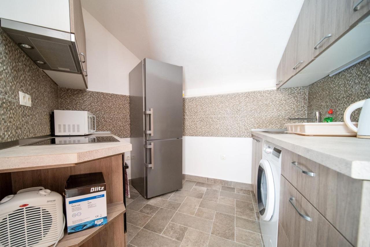 Apartments Mediteraneo Rogoznica 로고즈니차 외부 사진