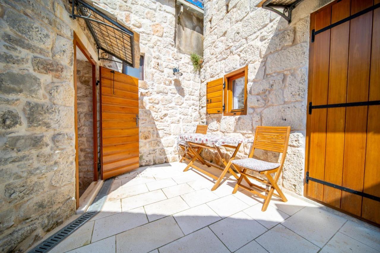Apartments Mediteraneo Rogoznica 로고즈니차 외부 사진