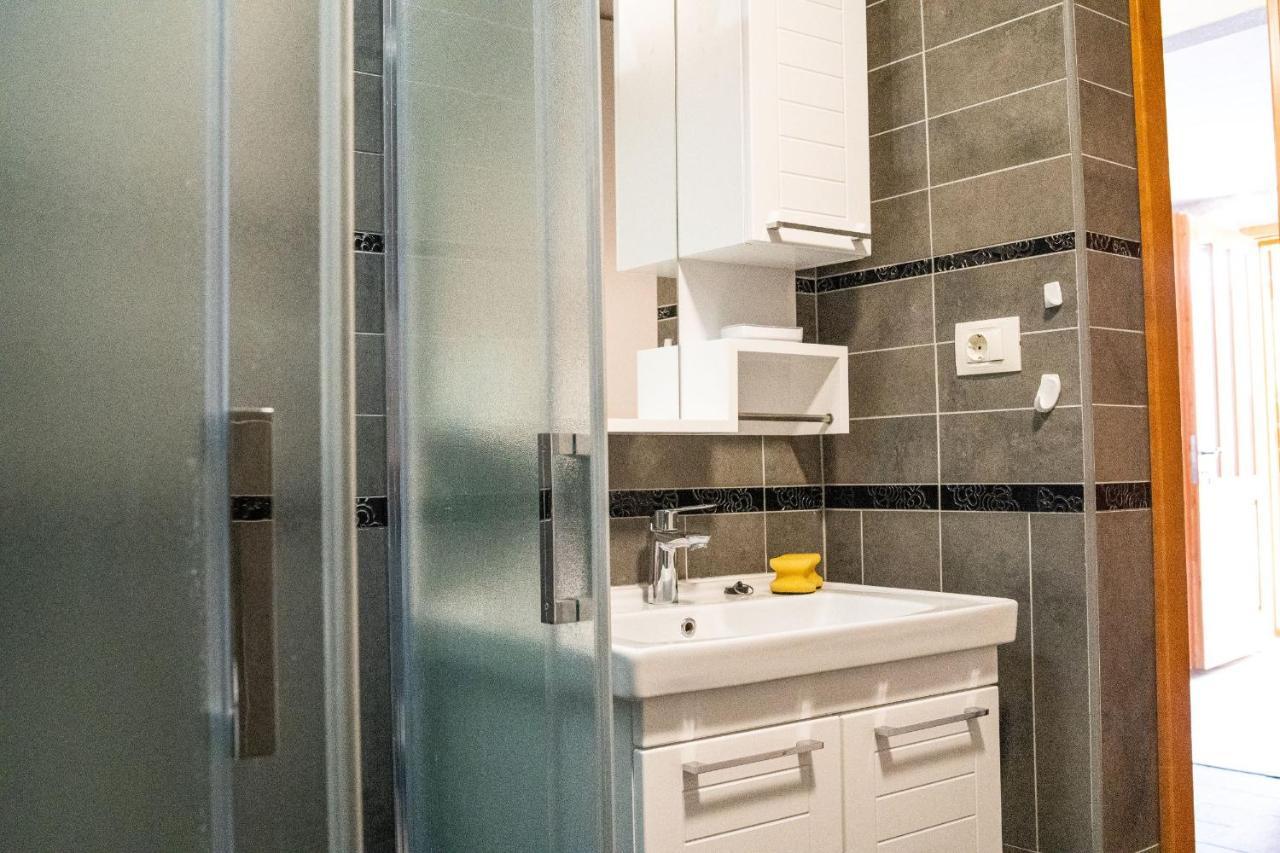 Apartments Mediteraneo Rogoznica 로고즈니차 외부 사진