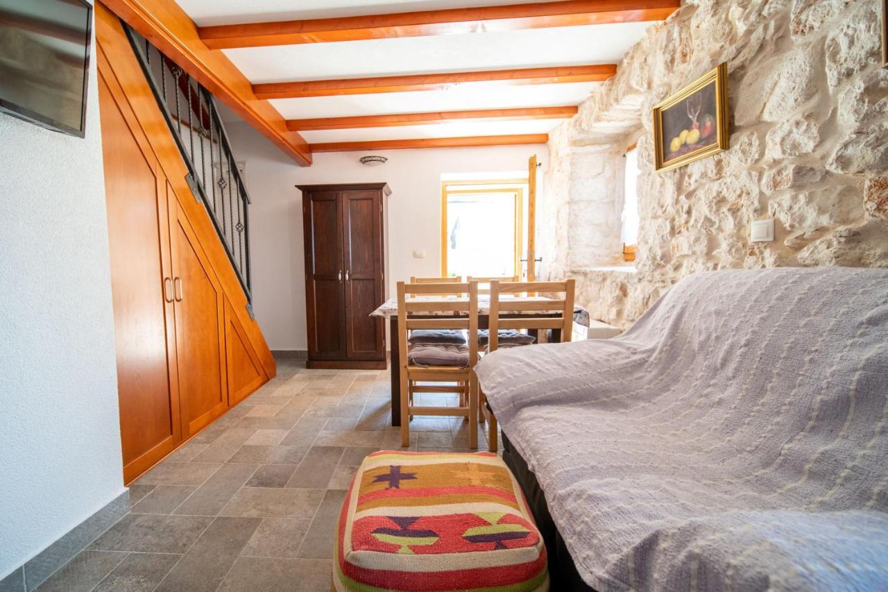 Apartments Mediteraneo Rogoznica 로고즈니차 외부 사진